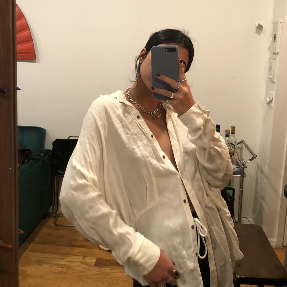 button up - Picture 2 of 3